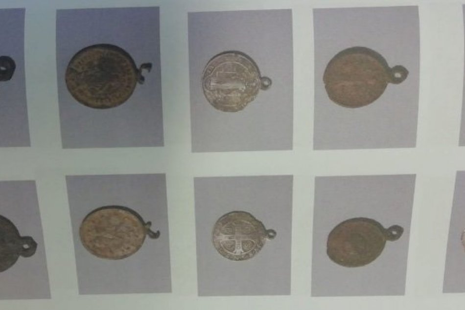 Nálezy Vlada (38) z okresu Prievidza, ktorý bez povolenia hľadal cenné predmety