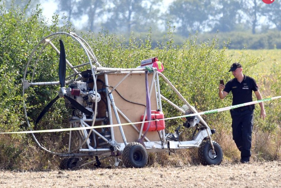 Zostrojil si lietajúci stroj a preletel hranice