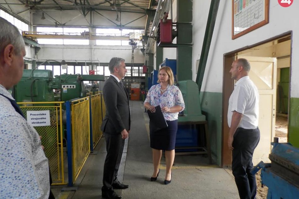 Obrazom: Školský rok na technickej v Rožňave otváral predseda kraja