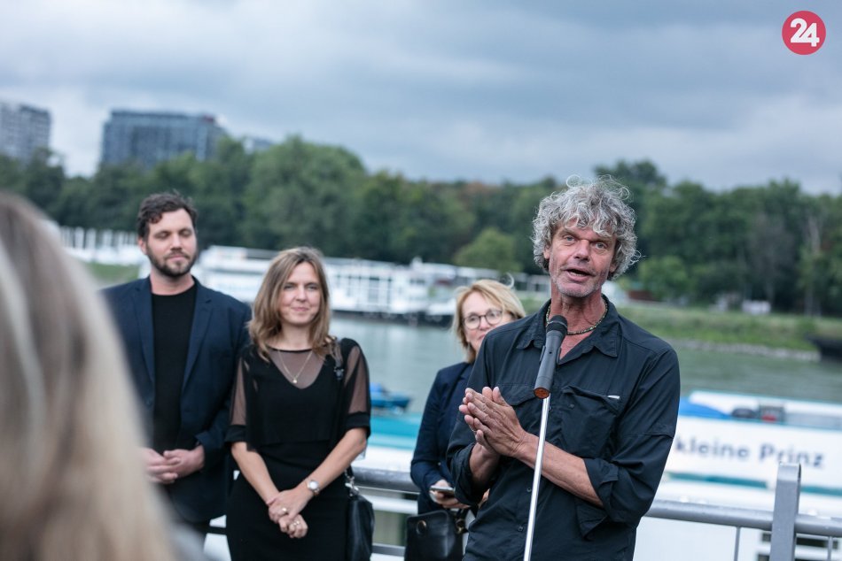 Dokumentárny fotograf K. van Lohuizen má v Bratislave dve výstavy