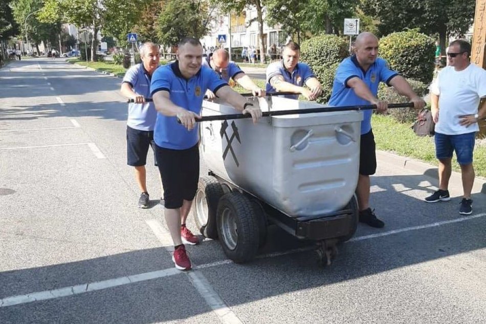 Šalianski policajti pricestovali s cenou: Na Banskom dni ohúrili výkonmi, FOTO