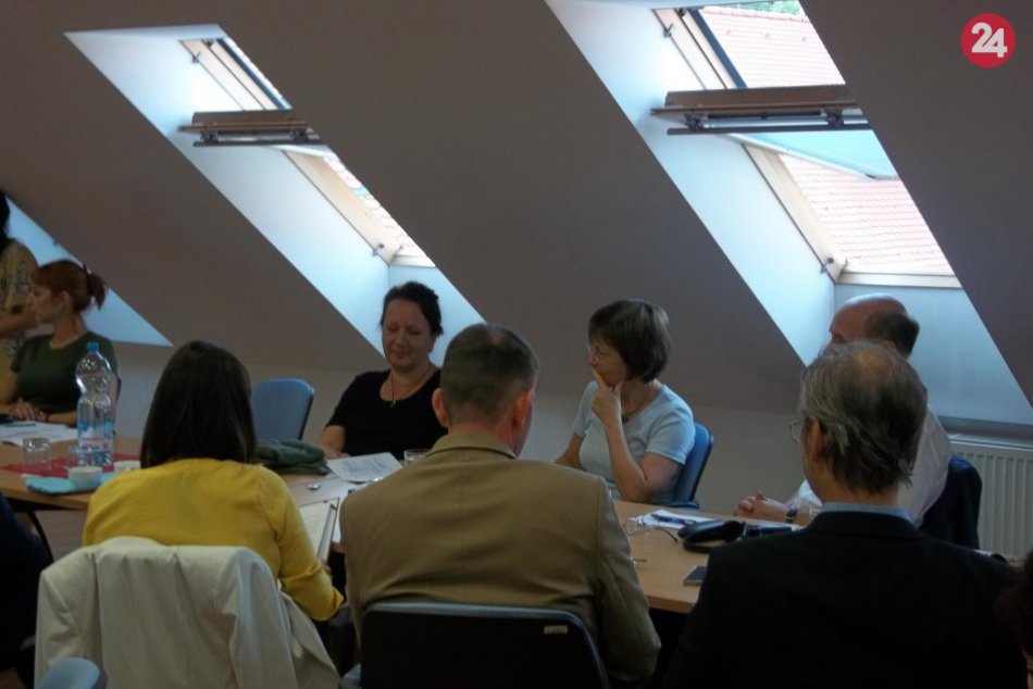 Medzinárodná konferencia v Šali: Archivári zaujali prednáškami aj výstavou, FOTO