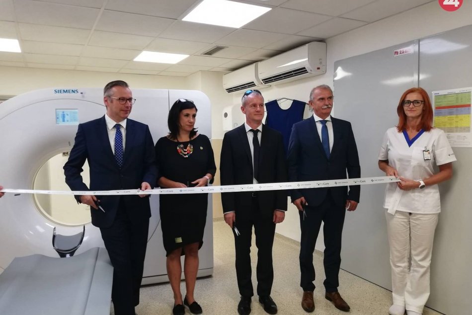 OBRAZOM z novoveskej nemocnice: Pochválila sa novým CT aj recepciou