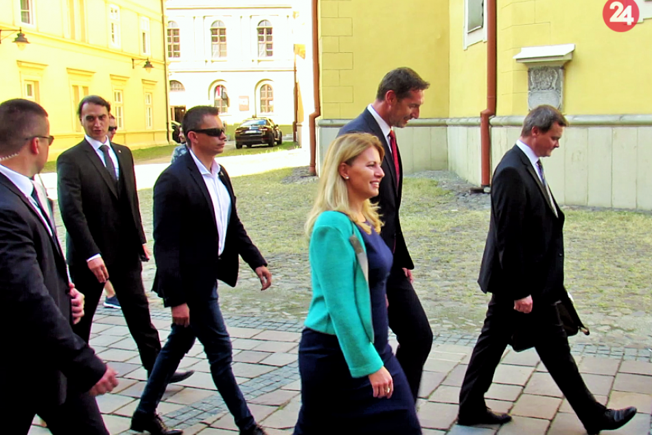 FOTOGRAFIE z miesta: Zuzana Čaputová na prechádzke Prešovom