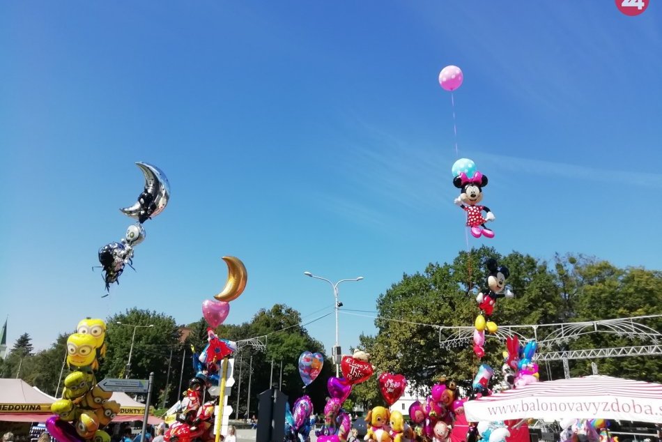 Svoje brány otvoril Humenský jarmok: Prinášame vám FOTOGALÉRIU z námestia