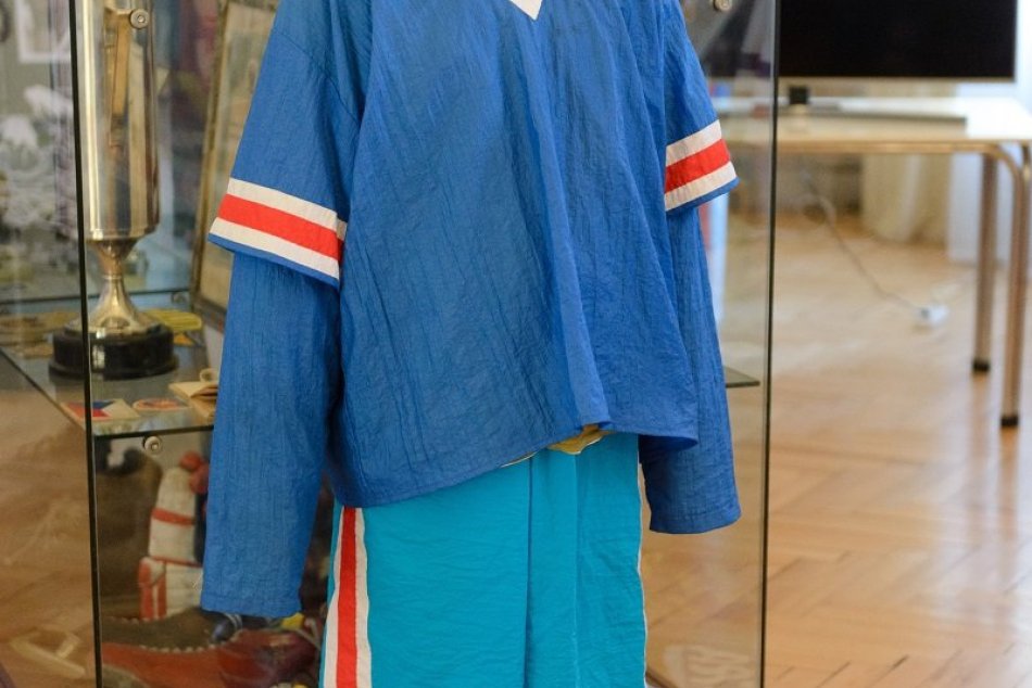 Nahliadnite do hokejovej histórie: V Nitre vystavujú unikátne predmety, FOTO