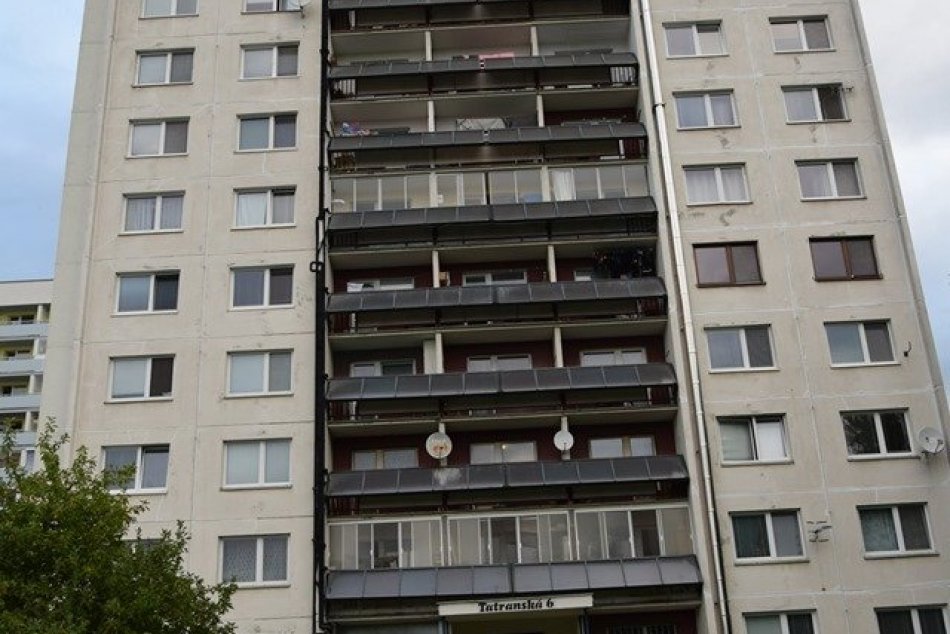 V OBRAZOCH: Po 17 rokoch vyšetrila polícia vraždu muža, ktorý býval v Bystrici