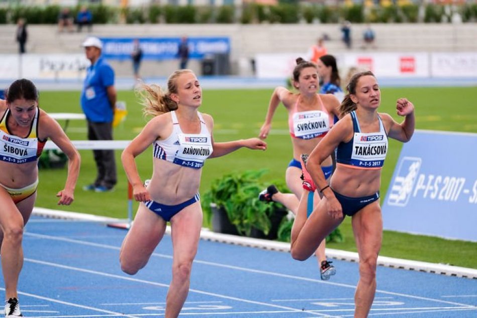 Prekážkárka Simona Takácsová (21): V sezóne zničí štvoro bežeckých topánok, FOTO