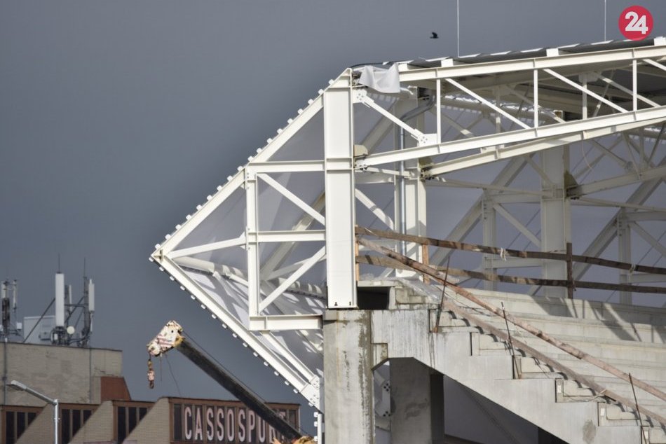 V OBRAZOCH: Košická futbalová arena výstavba