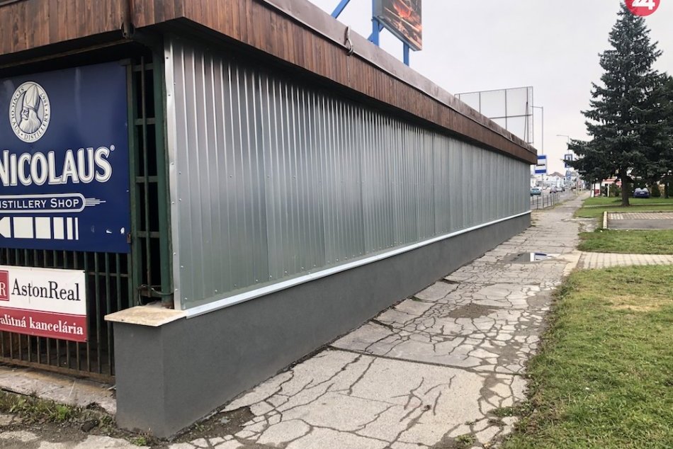 FOTO: Rekonštrukcia podchodu na Maytexe