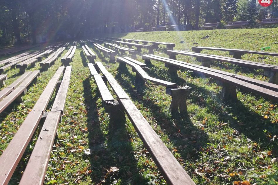 OBRAZOM: Stretávanie mládeže neostáva bez následkov...