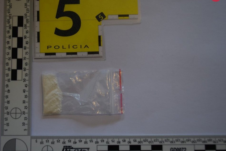 Tridsaťročný Bučančan dostal stopku: Polícia zadržala pestovateľa marihuany