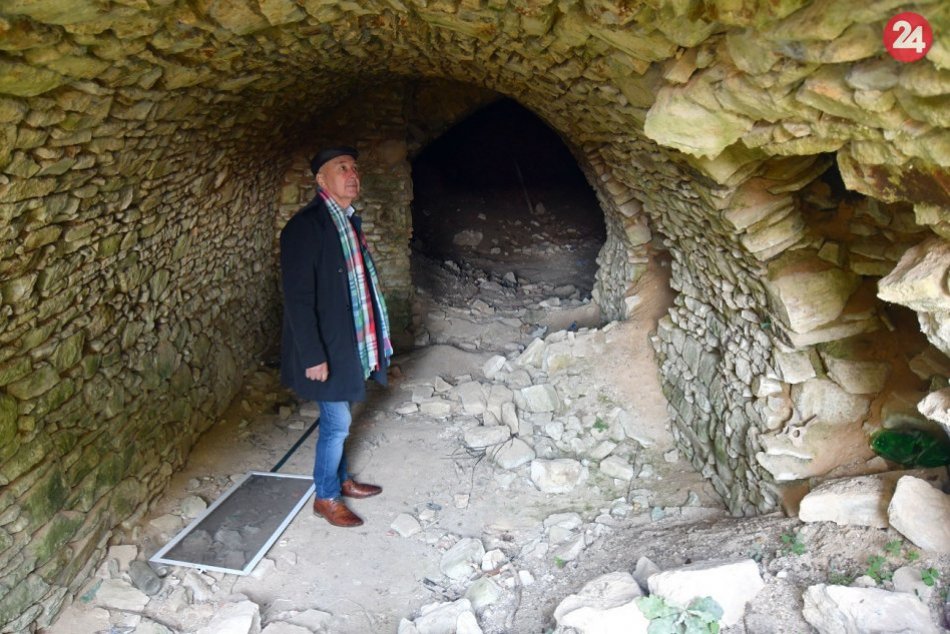 OBRAZOM z dolnozemplínskej obce Veľaty