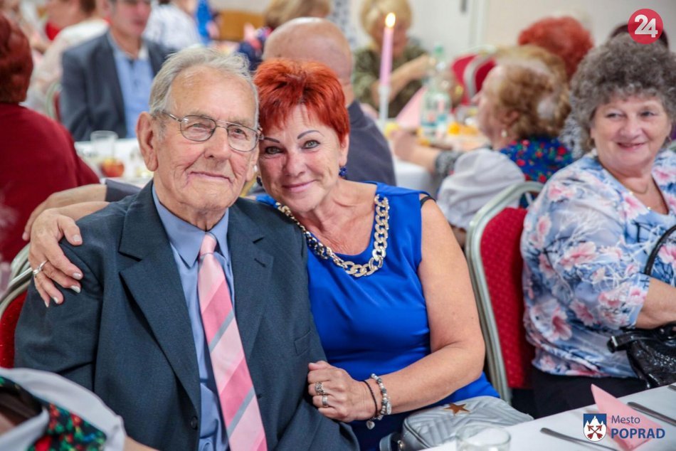 Tretí vek v OBRAZOCH: Takto sa bavia popradskí seniori