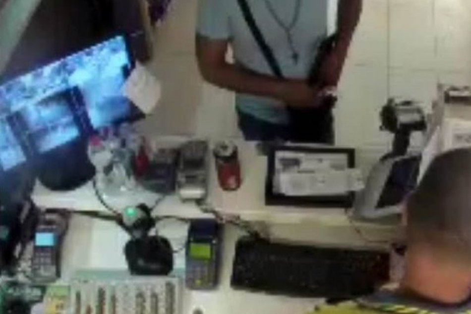 Podľa mužov zákona prišlo k zneužitiu platobných kariet