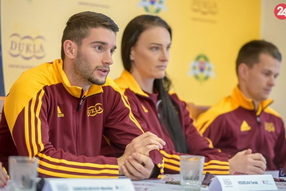 V OBRAZOCH: Tri kovy zo svetových armádnych hier pre bystrickú DUKLU