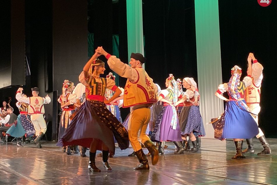 Dúbrava má 40 rokov: Prešovský folklórny súbor oslavoval