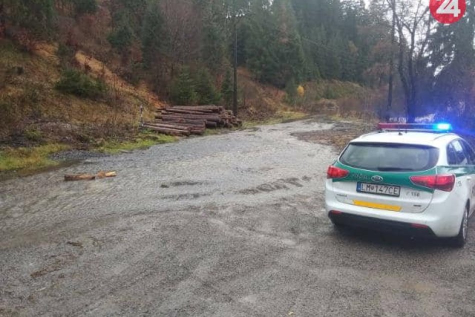 FOTO: Vysoká hladina riečky Demänovka