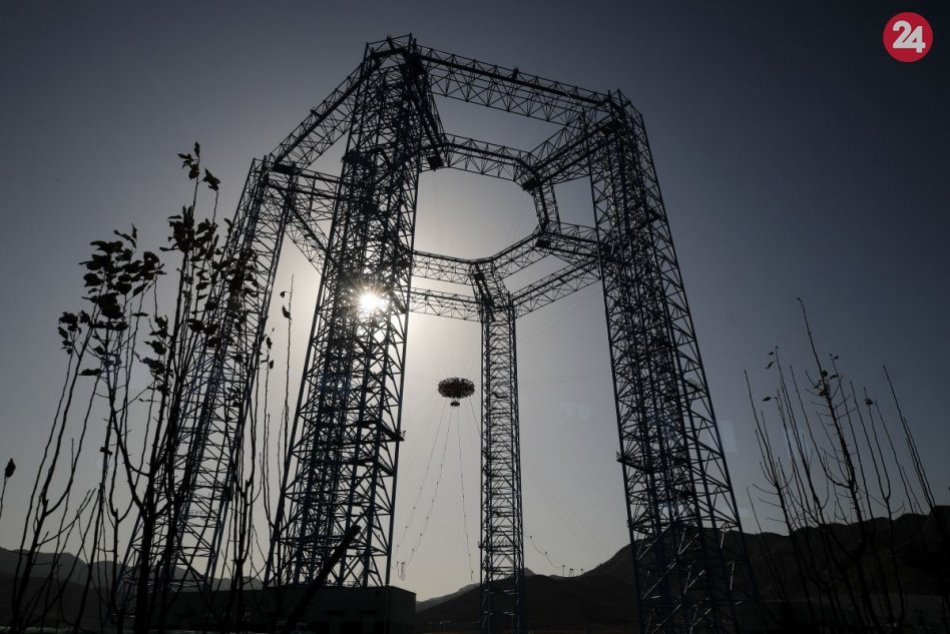 Čína otestoval pristávací modul pre misiu na Mars