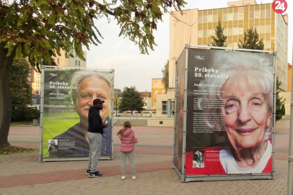 Návštevníkov centra Michaloviec upútali príbehy obyčajných ľudí