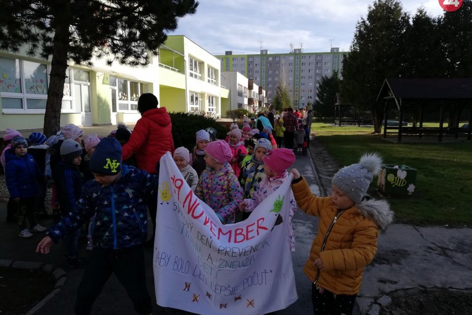 Zachytené objektívom: Bubnovačka v podaní novoveských škôlkarov