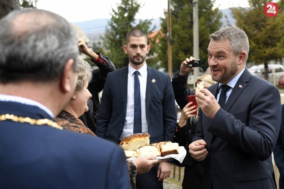 Obrazom: Rokovanie vlády v Slavošovciach