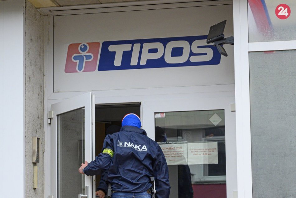 Zásah NAKA v budove Tiposu