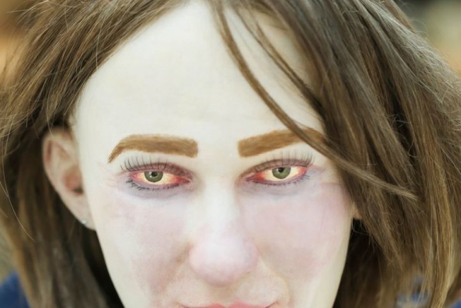 Emma, kolegyňa z budúcnosti