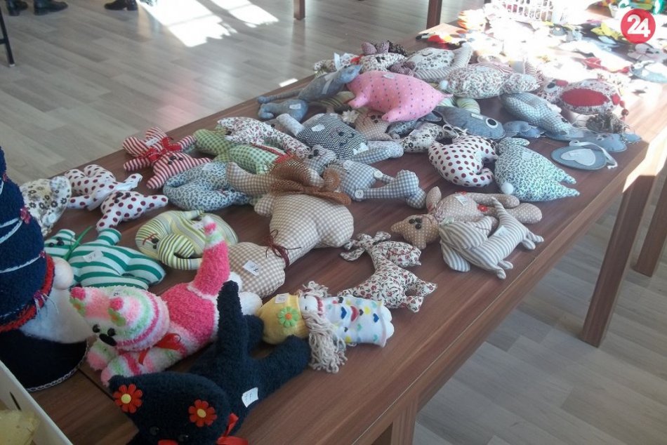 Močenské klubistky očarili vianočnou výstavou: Prezentácia umu a fantázie, FOTO