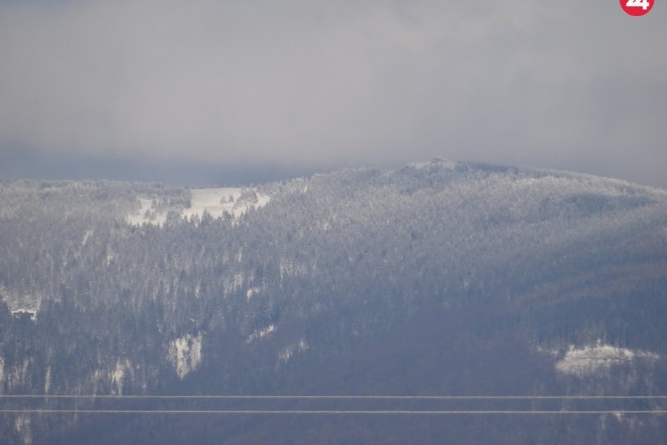 Obrazom: Krásne fotky zasnežených okolitých pohorí