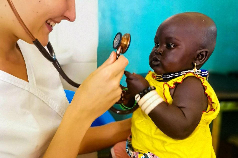 V OBRAZOCH: Krásna Monika pomáha v najchudobnejších štátoch Afriky