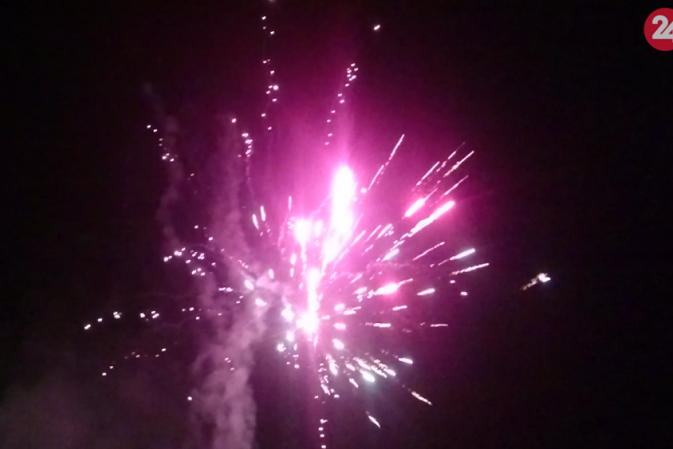 Silvester bez ohňostroja v Prešove? Ľudia si urobili vlastný