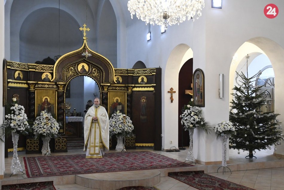 Obrazom: Pravoslávni veriaci oslávili 6. januára Štedrý deň