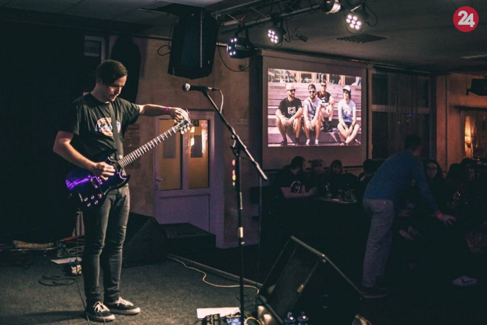 Humenská kapela .STEPASIDE. oslávila 15. výročie: FOTO zo špeciálneho koncertu