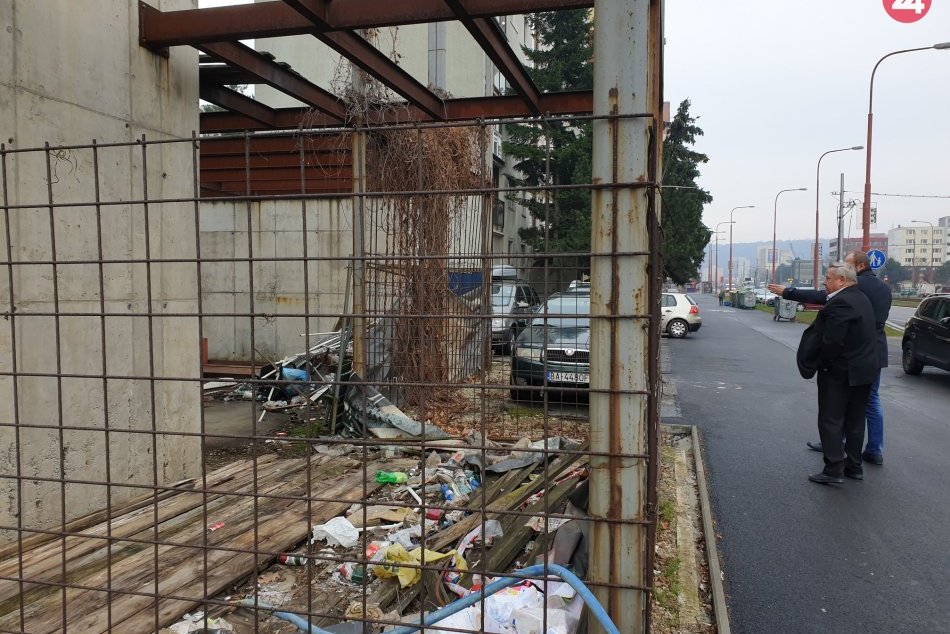 Ruina na Saratovskej ulici, Dúbravka