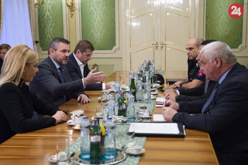 Pellegrini je pripravený rokovať so zástupcami autodopravcov