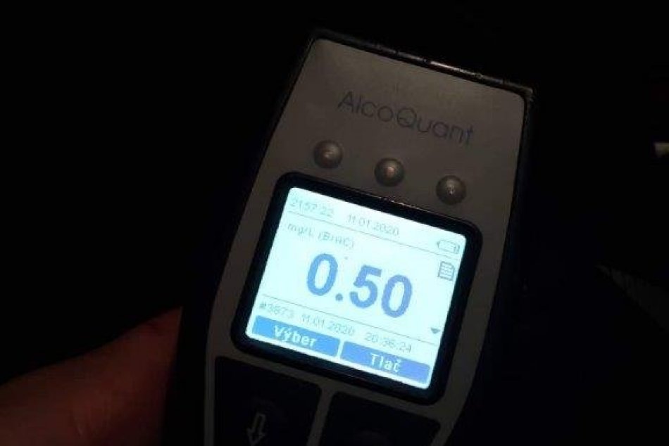 Vodič na Donovaloch nafúkal vyše promile