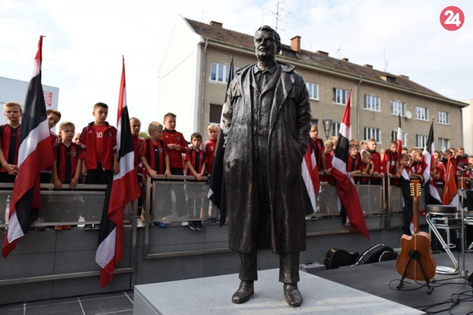 Socha Antona Malatinského