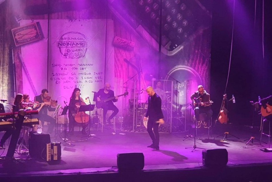 Obrazom: Koncert skupiny No Name v Rožňave