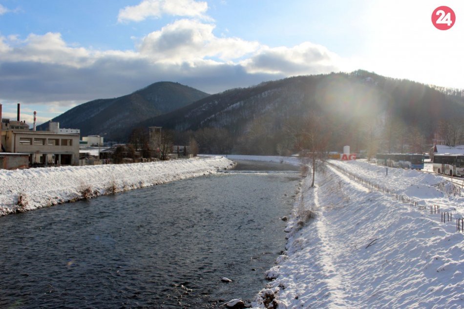V OBRAZOCH: Zimná idylka v uliciach Banskej Bystrice