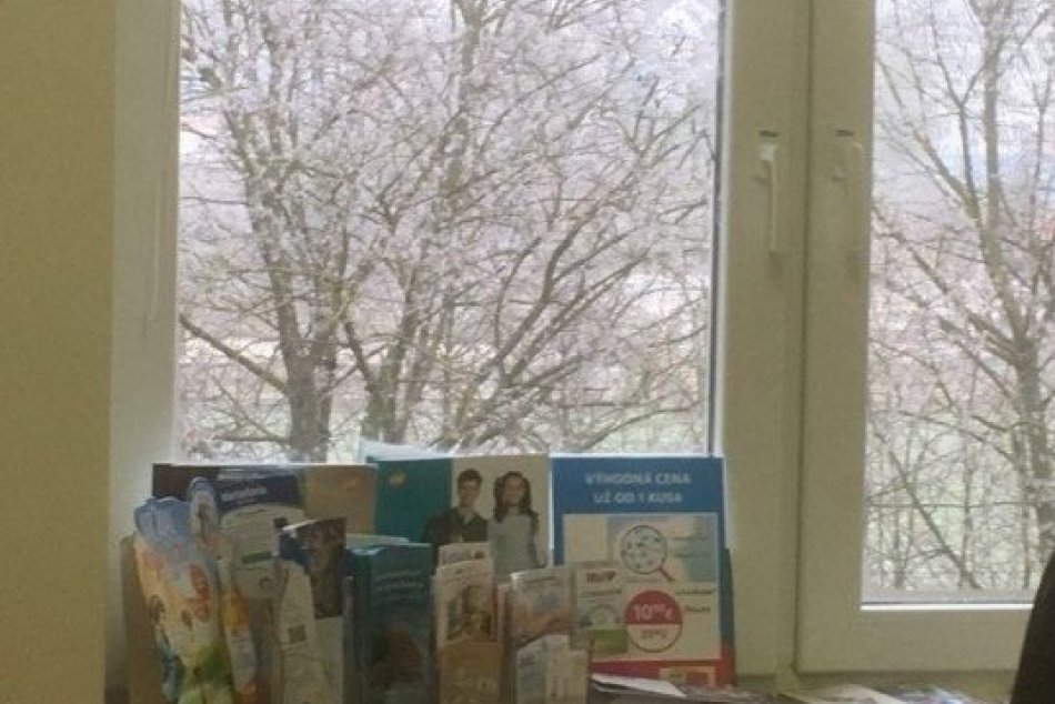 FOTO zo streľby do čakárne ambulancie detskej lekárky v Myjave