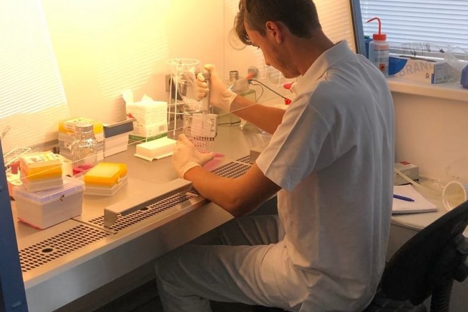 Mladý Zvolenčan Viliam Glézl svoj voľný čas venuje obdivuhodnej aktivite