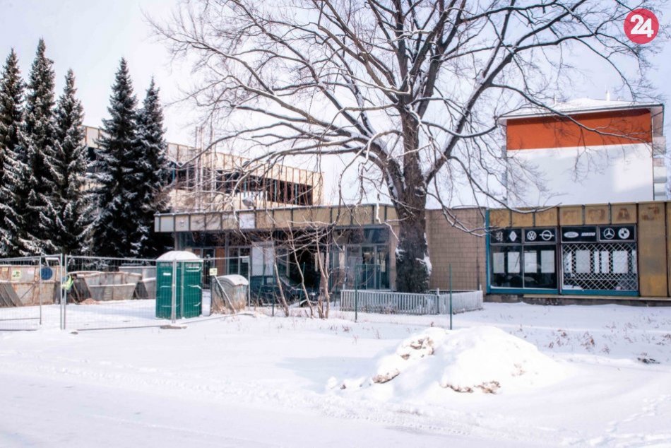 FOTO: Rekonšturkcia Strednej zdravotnej školy v Liptovskom Mikuláši