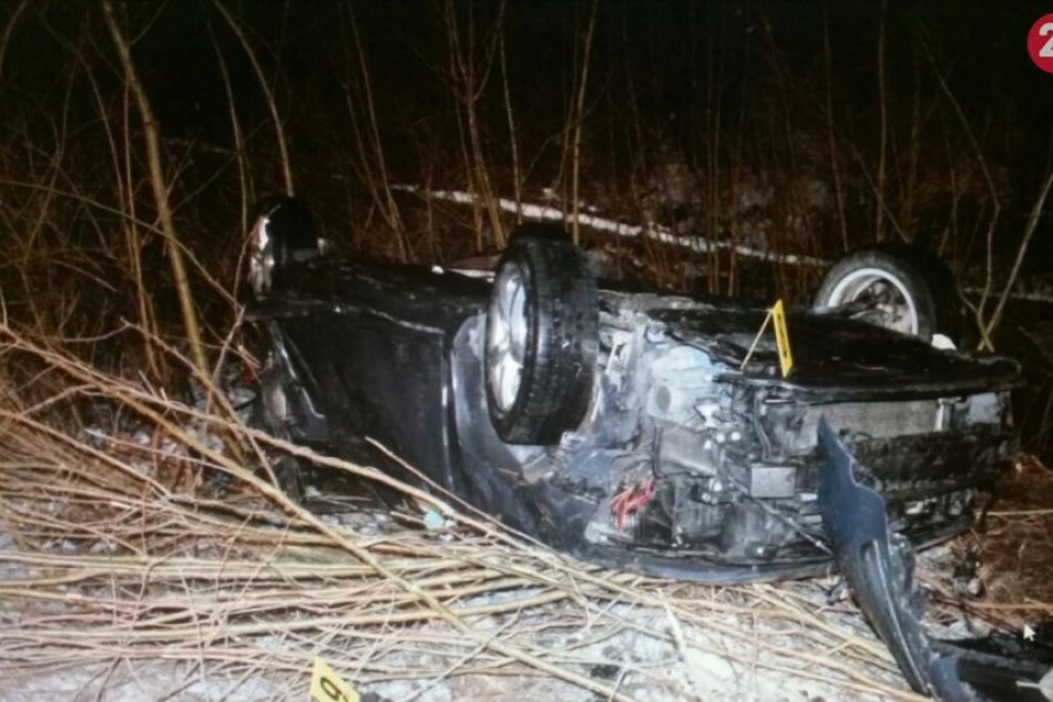 Policajné zábery z tragickej nehody pri Bardejove