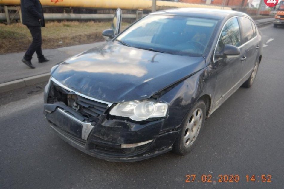 V OBRAZOCH: Mladá vodička pod parou nedobrzdila
