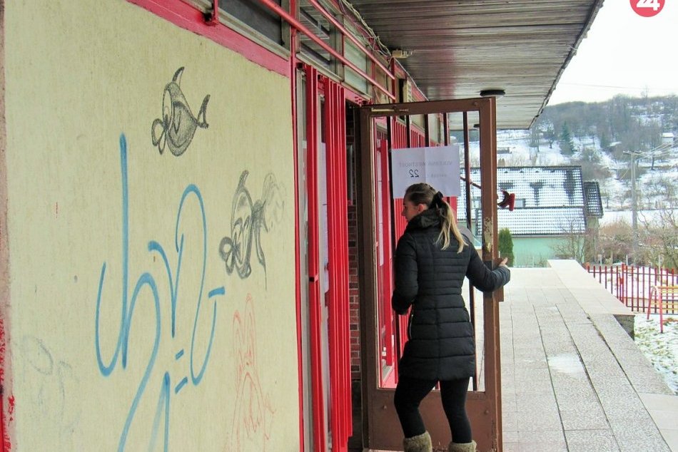 Obrazom: Na Šidlovci v Prešove volili obyvatelia v krčme