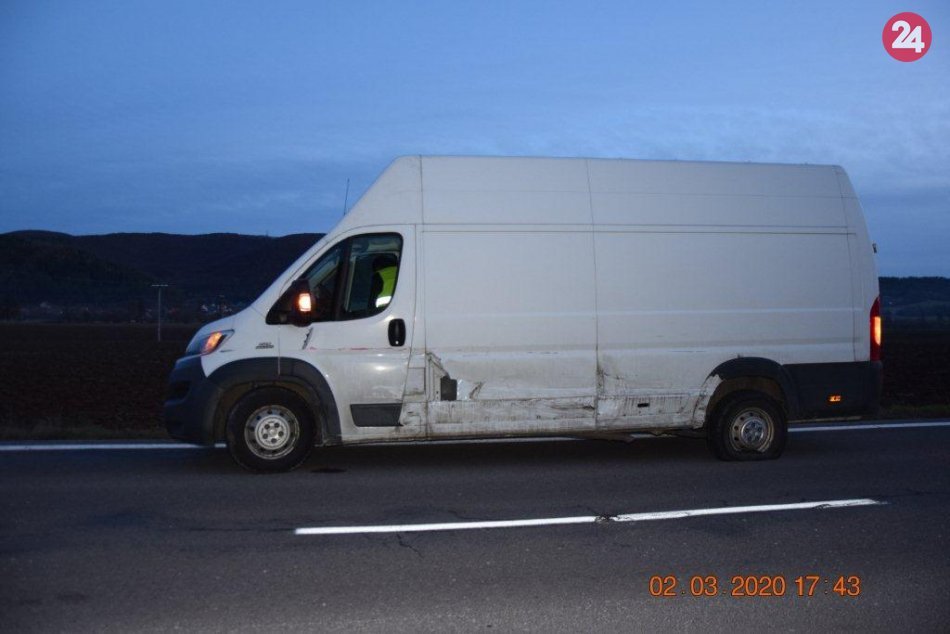 V OBRAZOCH: Opitá vodička pri Prievidzi zavinila dopravnú nehodu