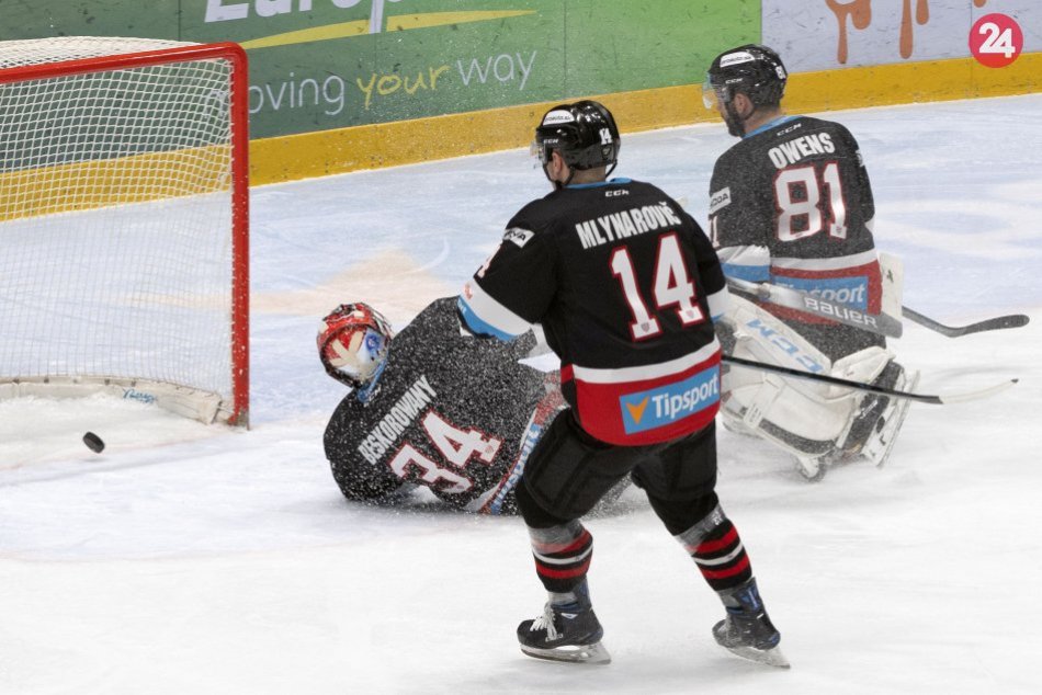 V OBRAZOCH: Slovan Bratislava - HC '05 iClinic Banská Bystrica