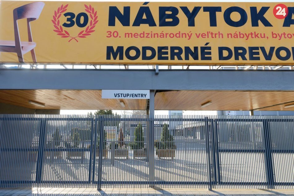 Nábytok a bývanie pre koronavírus presúvajú na iný termín