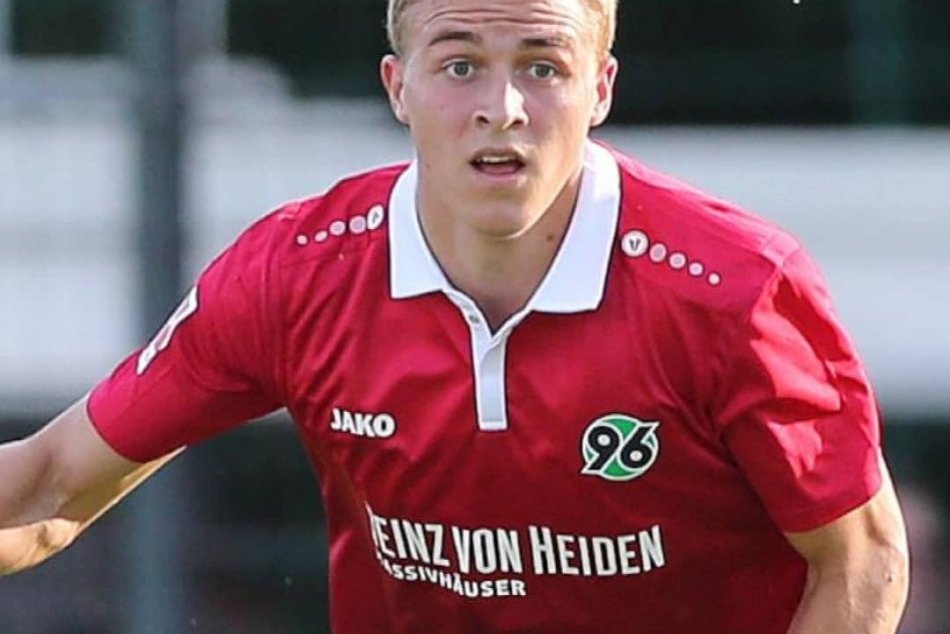 Nemecký futbalista má koronavírus